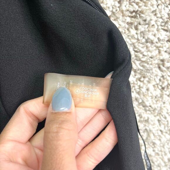 Calvin Klein Jumpsuit Women’s 2 Black Faux Wrap V-Neck Sleeveless - Picture 7 of 9